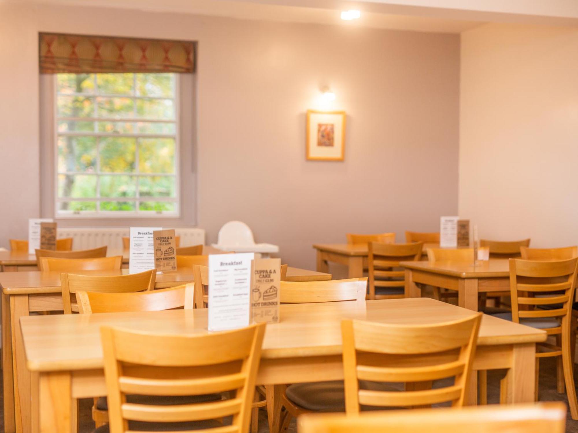 Yha Chester Trafford Hall Dunham-on-the-Hill Eksteriør bilde